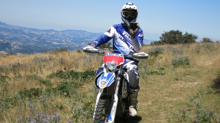 Scout giro Italia Enduro